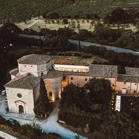 Chiesatonda 4* Spello